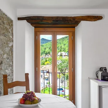 Topo Διαμέρισμα *